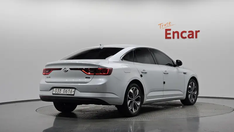 Renault Samsung SM6