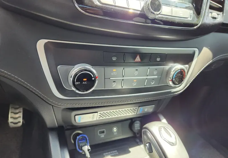 SsangYong Rexton Sports Khan