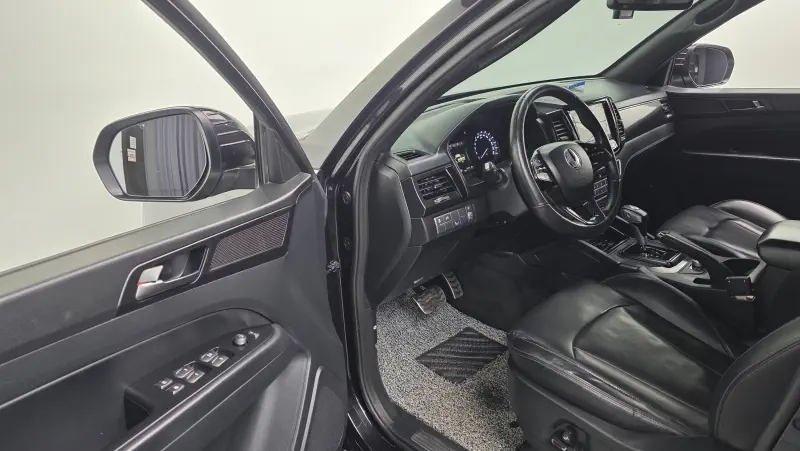 SsangYong Rexton Sports Khan