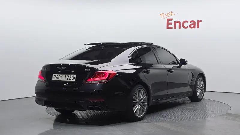 Genesis G70