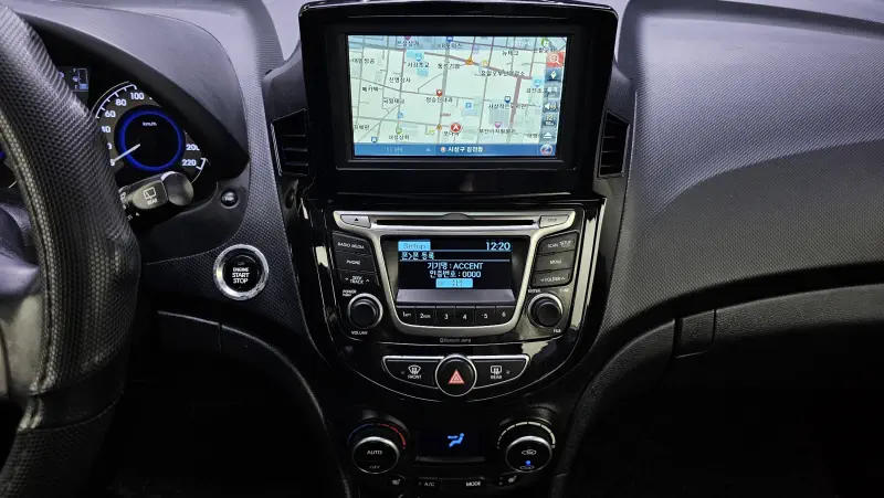 Hyundai Accent