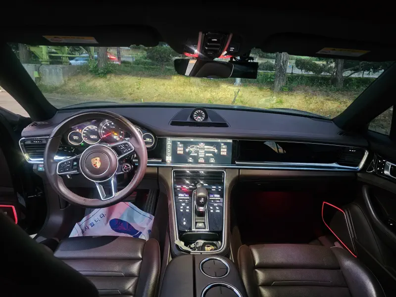 Porsche Panamera