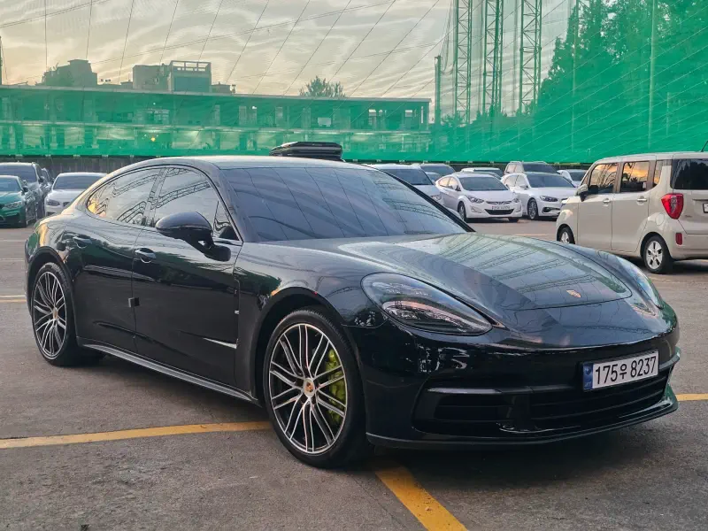 Porsche Panamera
