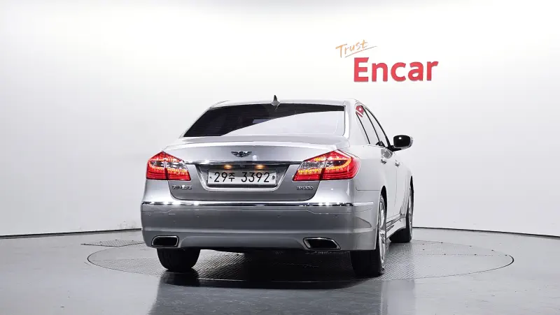 Hyundai Genesis