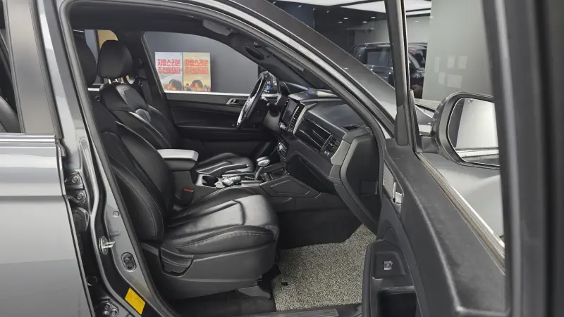 SsangYong Rexton Sports Khan