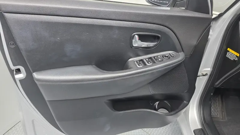 Kia Carens