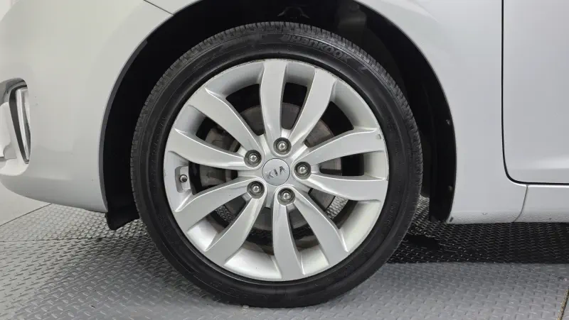 Kia Carens