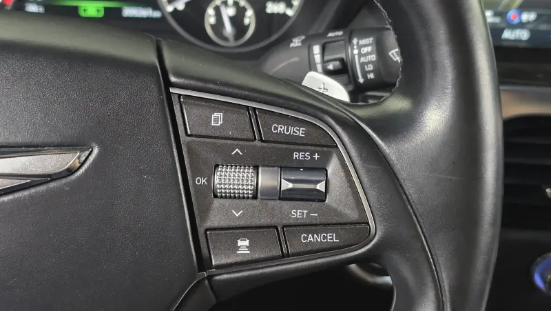 Genesis EQ900