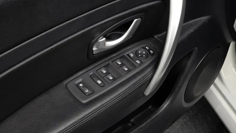 Renault Samsung SM5