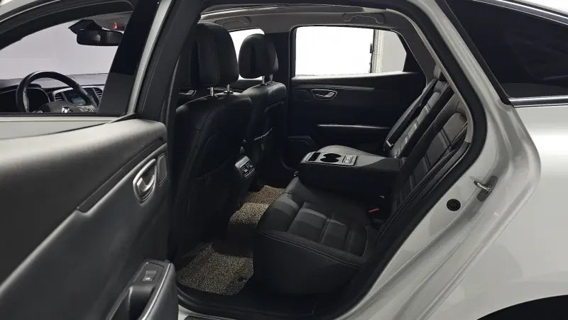 Renault Samsung SM6