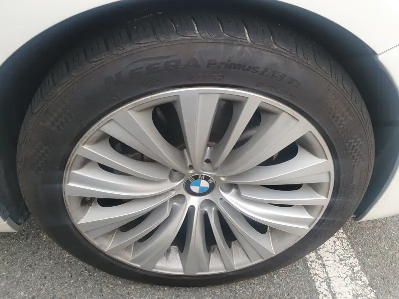 BMW 5-Series Gran Turismo