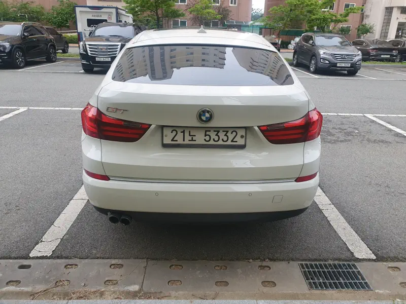 BMW 5-Series Gran Turismo