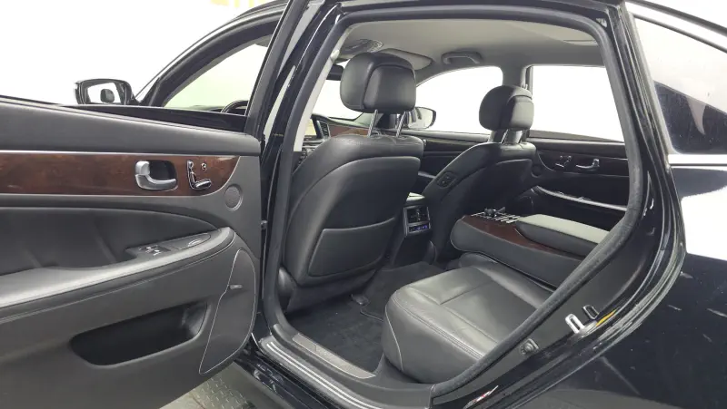 Hyundai Equus