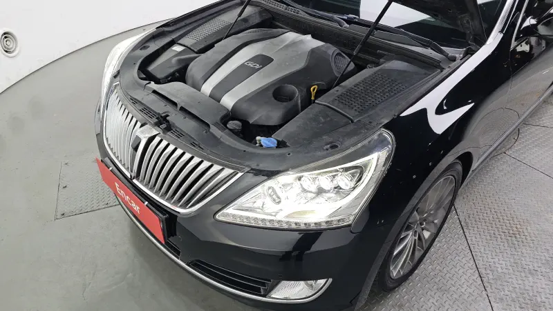 Hyundai Equus
