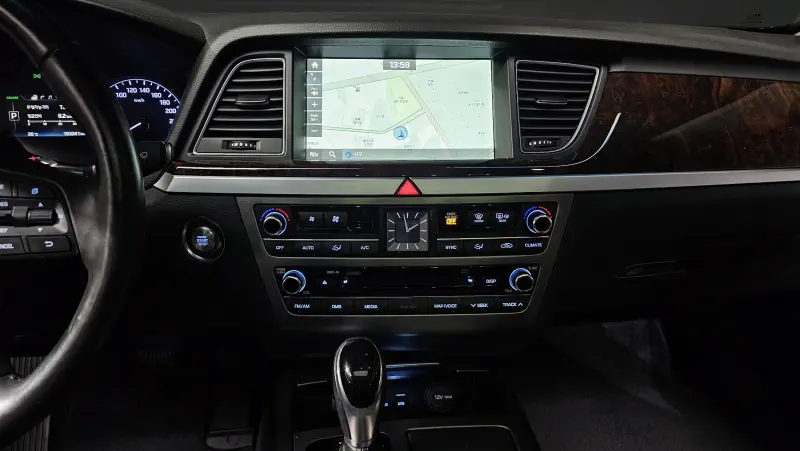 Hyundai Genesis
