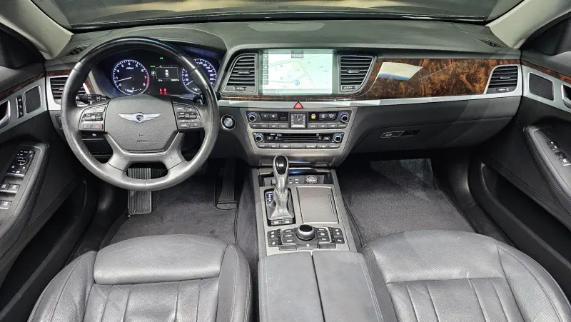 Hyundai Genesis