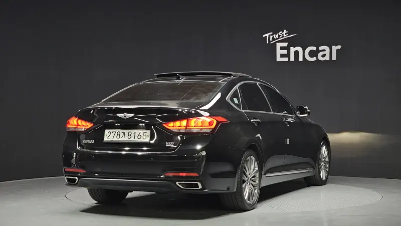 Hyundai Genesis
