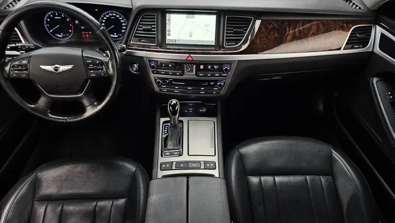 Hyundai Genesis