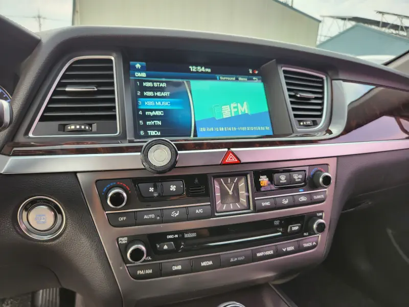 Hyundai Genesis