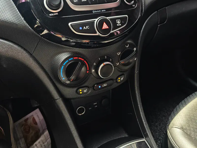 Hyundai Accent