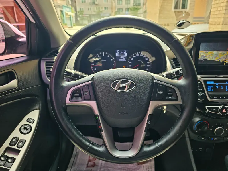 Hyundai Accent