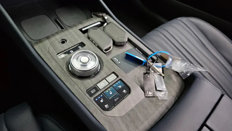 Kia K8