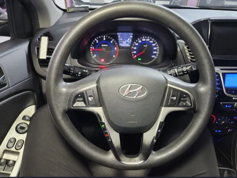 Hyundai Accent