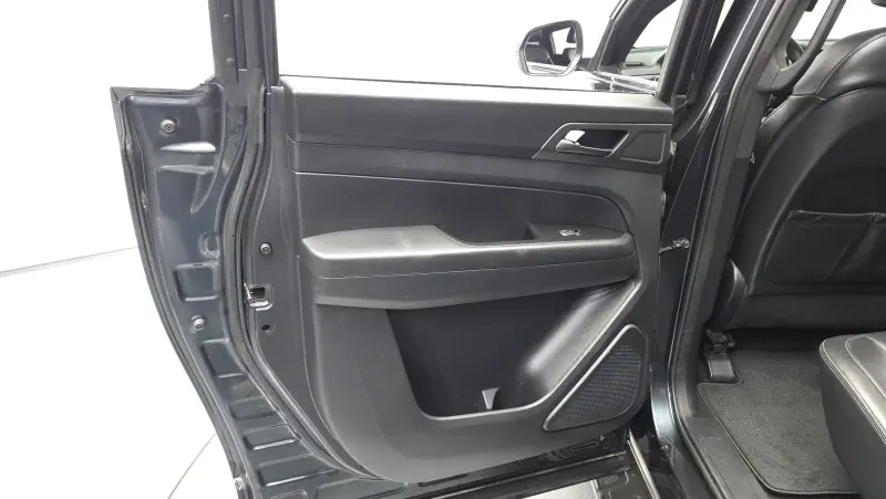 SsangYong Rexton Sports