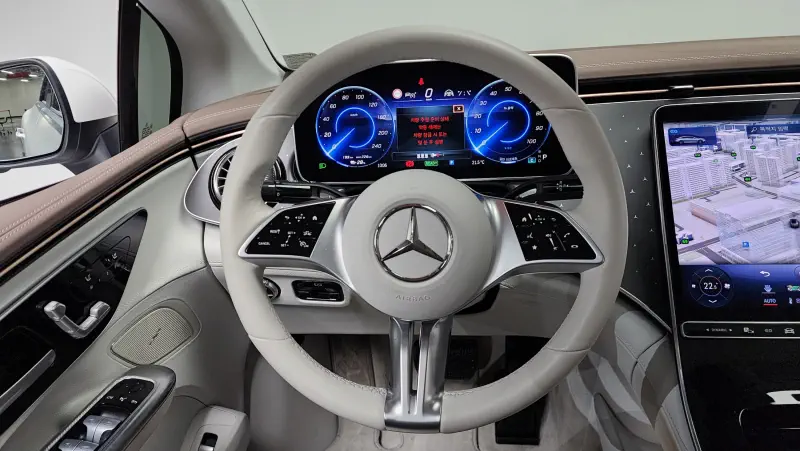Mercedes-Benz EQE