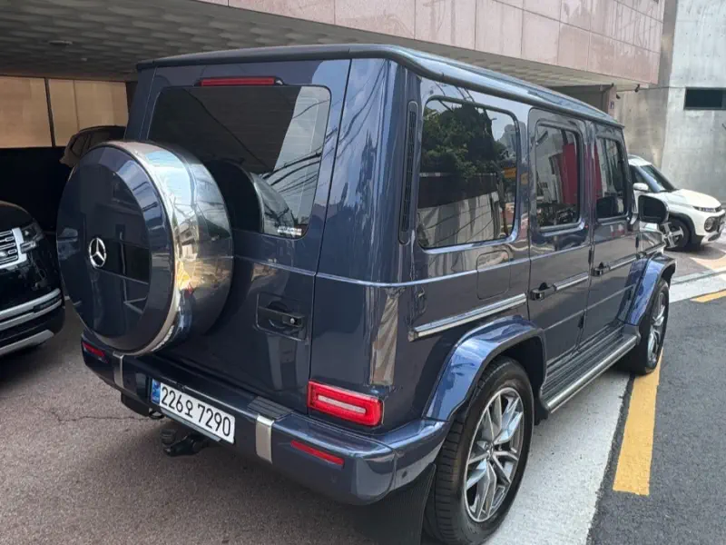 Mercedes-Benz G-Class