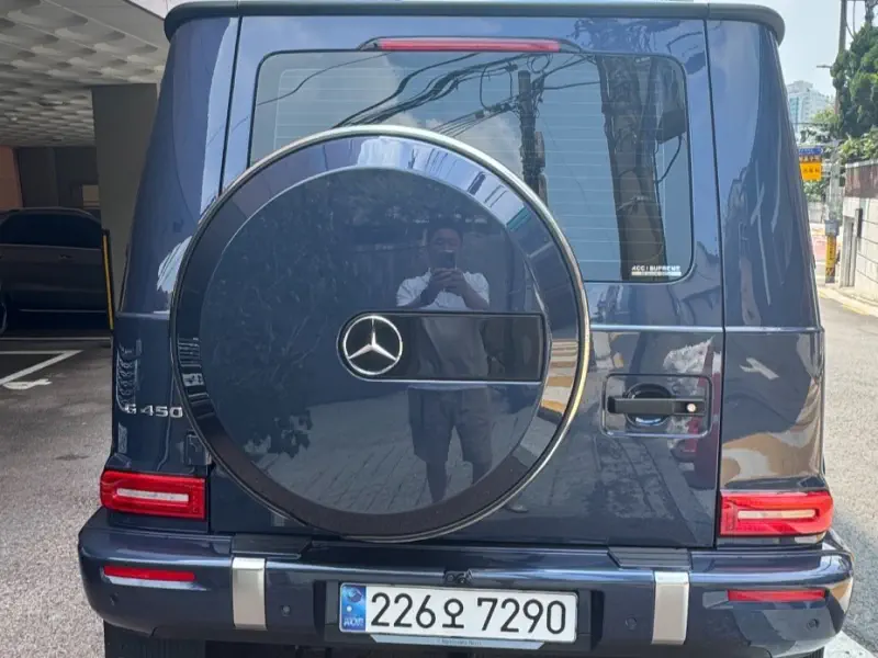 Mercedes-Benz G-Class