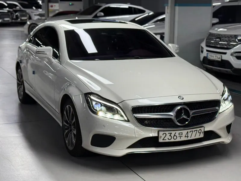 Mercedes-Benz CLS-Class