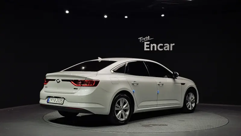 Renault Samsung SM6