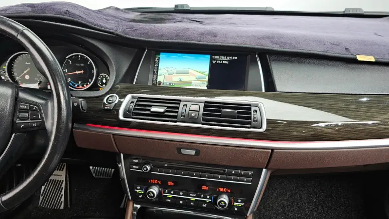 BMW 5-Series Gran Turismo