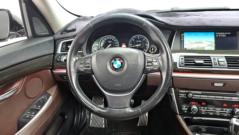 BMW 5-Series Gran Turismo