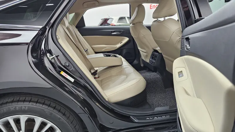 Toyota Avalon