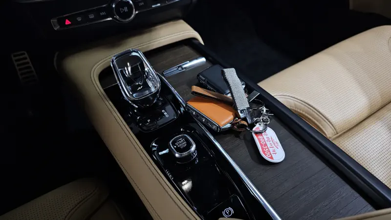 Volvo S90