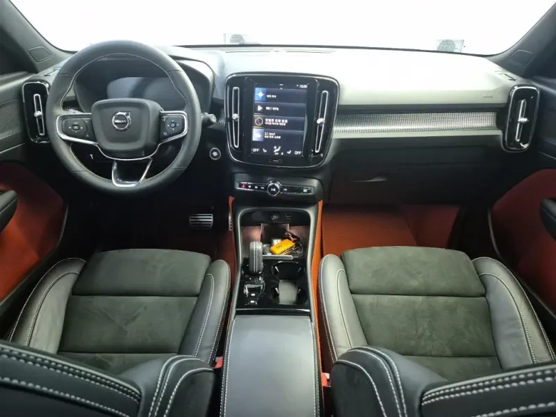 Volvo XC40