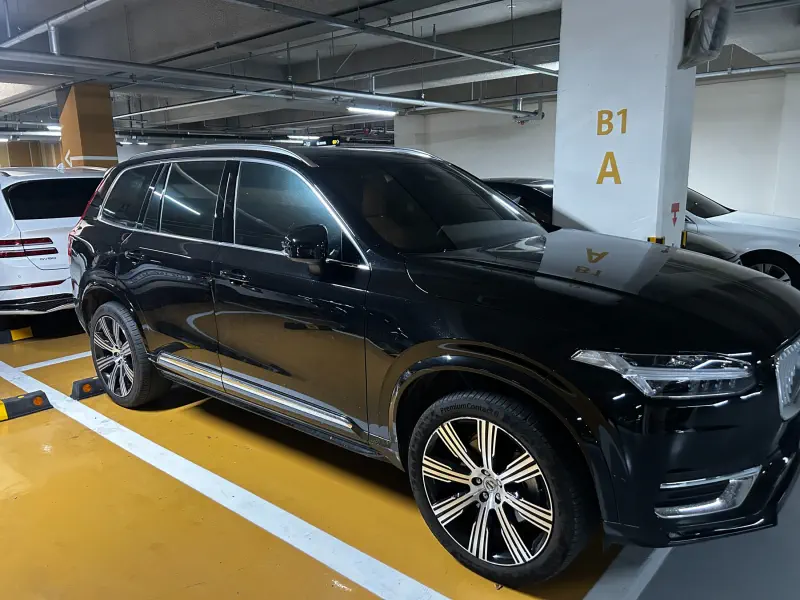 Volvo XC90