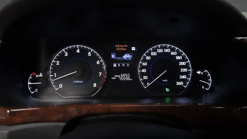 Hyundai Equus