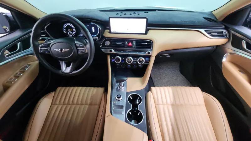 Genesis G70