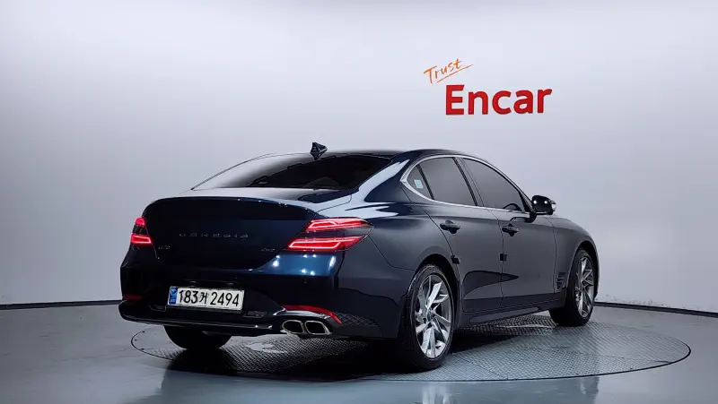 Genesis G70