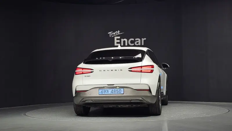 Genesis GV60
