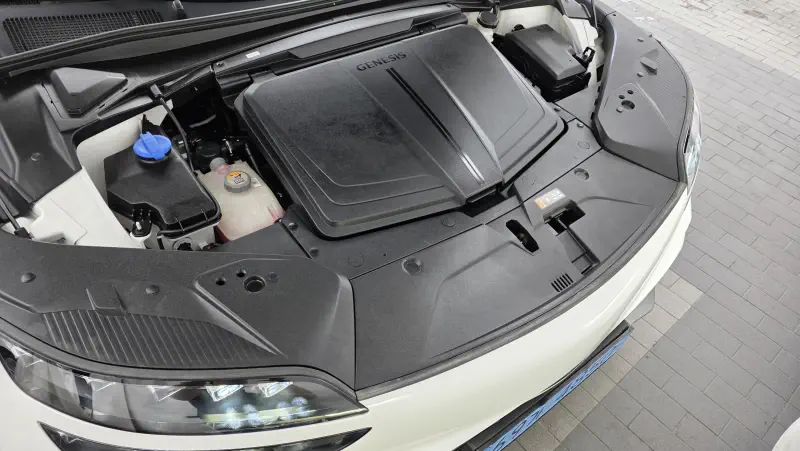 Genesis GV60