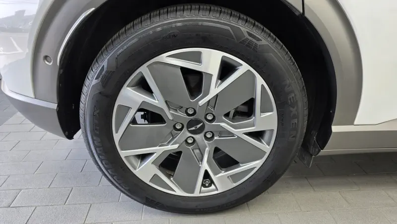 Genesis GV60