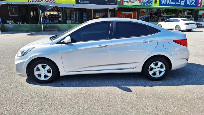 Hyundai Accent