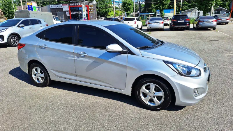 Hyundai Accent