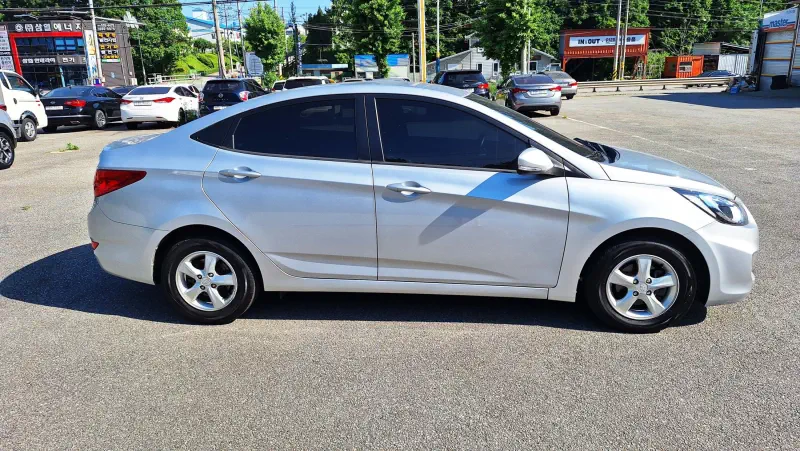Hyundai Accent