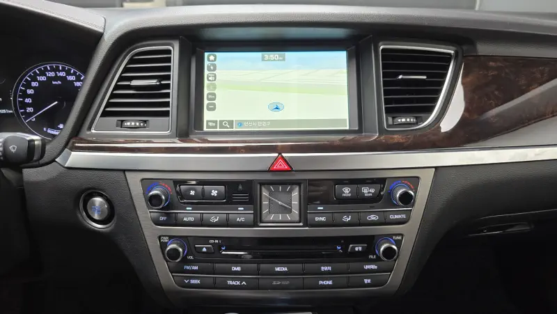 Hyundai Genesis