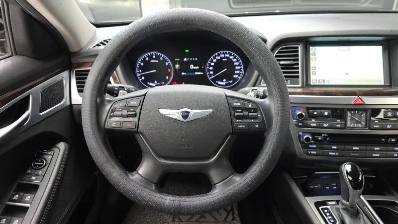 Hyundai Genesis